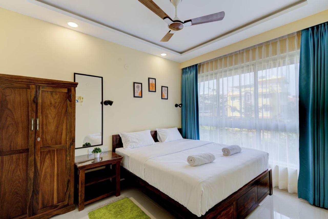Апартаменты Luxe 2Bhk 10Min From Goi Airport With Pool Access Даболим Экстерьер фото