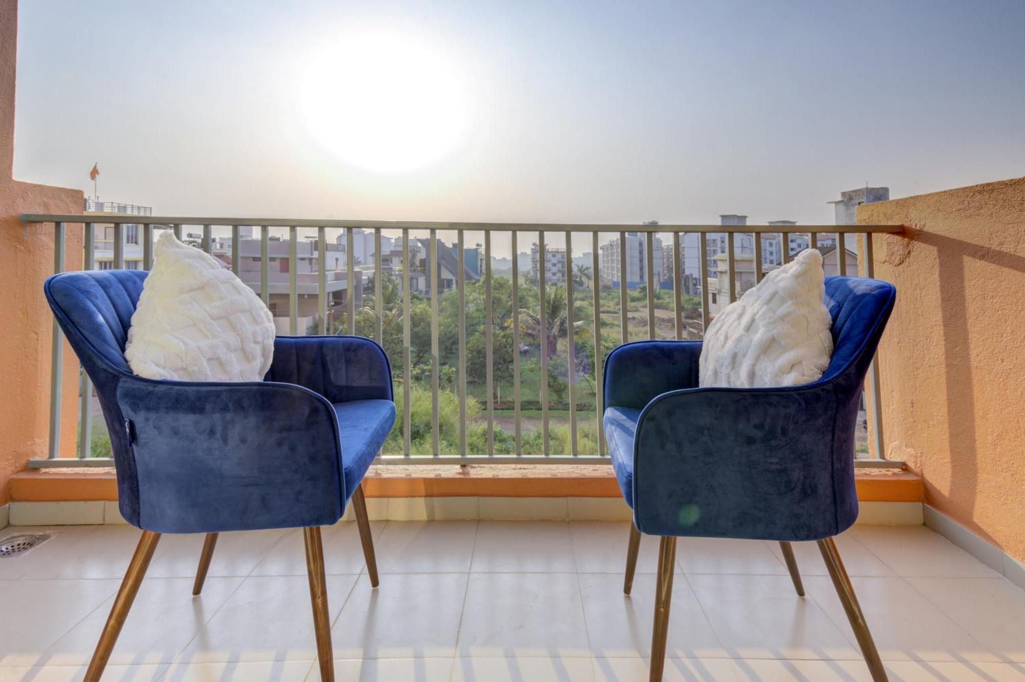 Апартаменты Luxe 2Bhk 10Min From Goi Airport With Pool Access Даболим Экстерьер фото