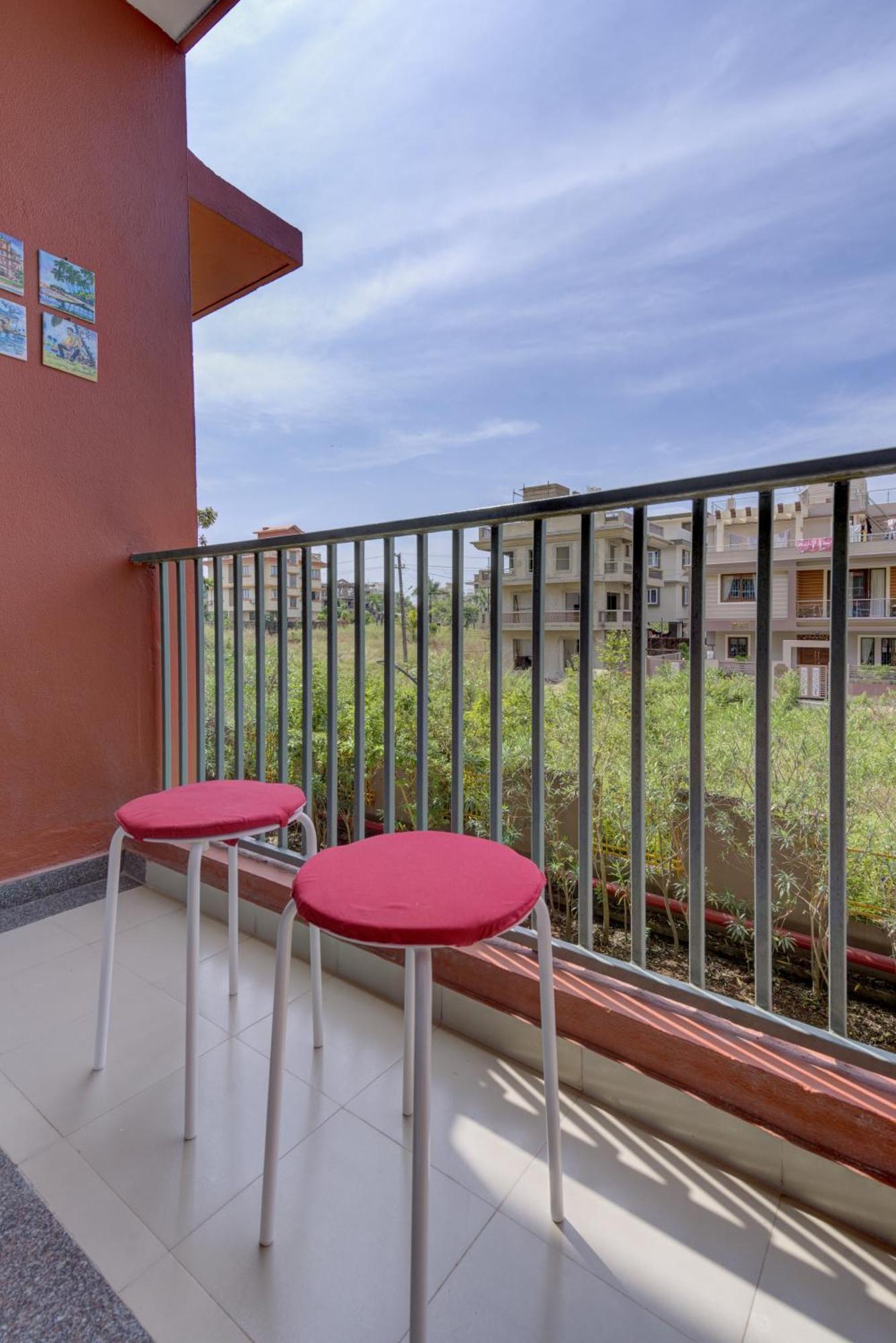 Апартаменты Luxe 2Bhk 10Min From Goi Airport With Pool Access Даболим Экстерьер фото